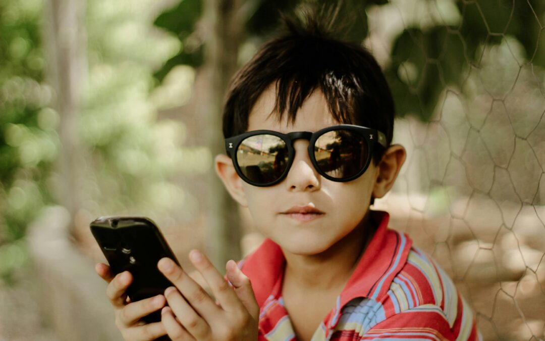 Should kids be allowed to own cell phones?